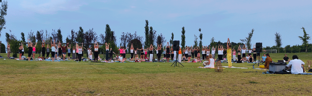 108 Saluti al Sole, Canto del Mantra e Bagno di Gong: un'esperienza unica  nel giorno del solstizio. - Yoga con Cris